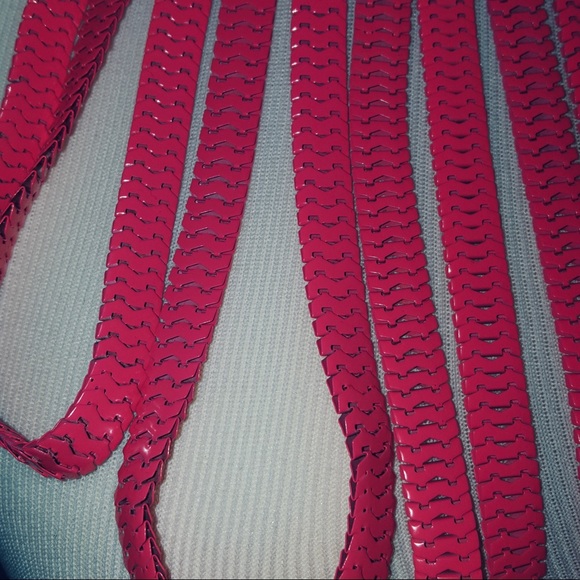 Ella | Neon Pink Statement Chain Necklace - Picture 3 of 5